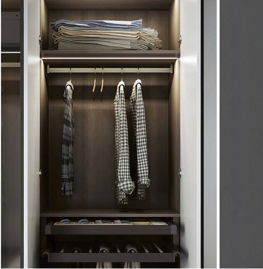 693 Clothes Rail